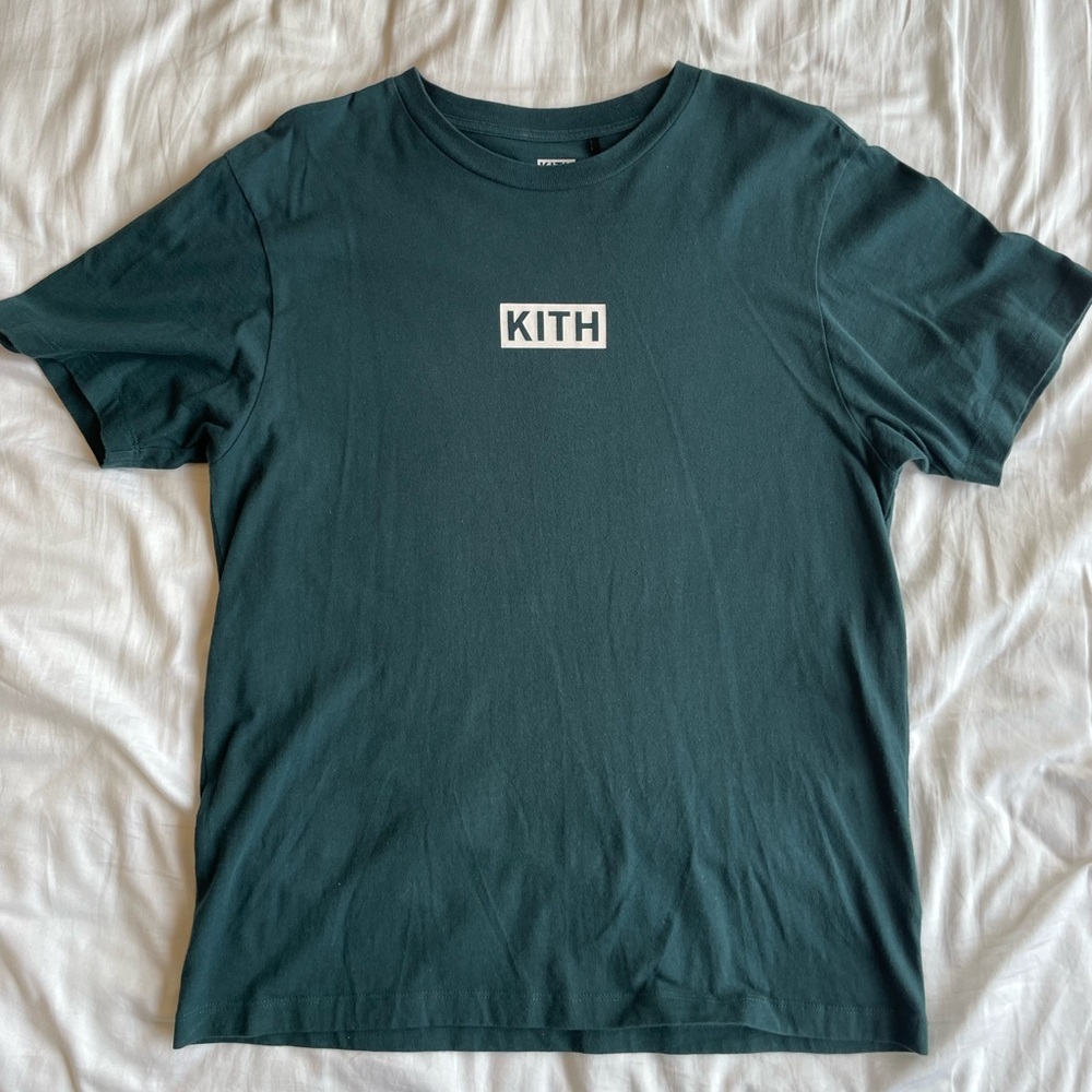 KITH t-shirt size xs